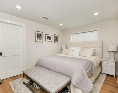 506 Poinsettia Avenue - Photo Thumbnail 6