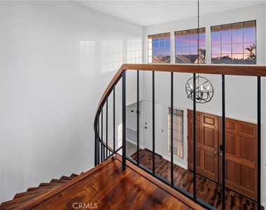 3734 Carnegie - Photo Thumbnail 24