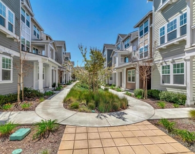 101 Infinity Way - Photo Thumbnail 19