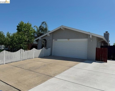 1769 Teresa Ln - Photo Thumbnail 2