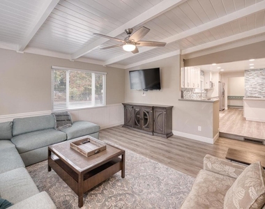 1531 Arkell Rd - Photo Thumbnail 5