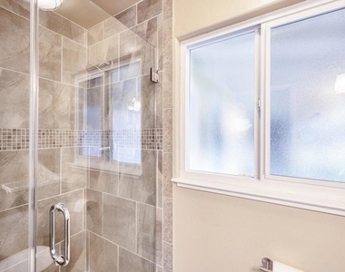 1531 Arkell Rd - Photo Thumbnail 27