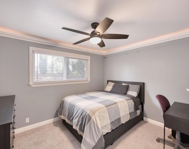 1531 Arkell Rd - Photo Thumbnail 28