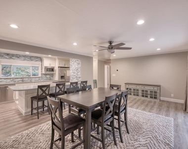 1531 Arkell Rd - Photo Thumbnail 2