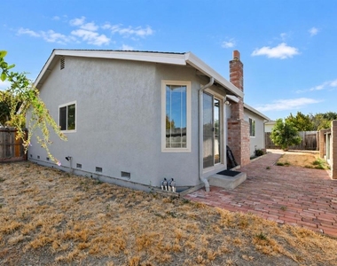 817 Basalt Way - Photo Thumbnail 26