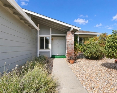 817 Basalt Way - Photo Thumbnail 1