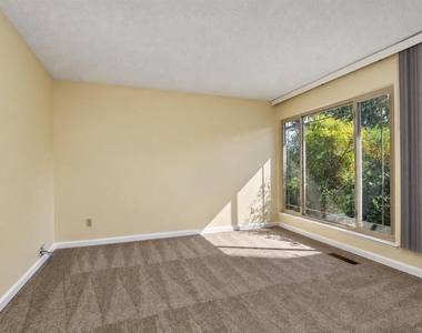 817 Basalt Way - Photo Thumbnail 3