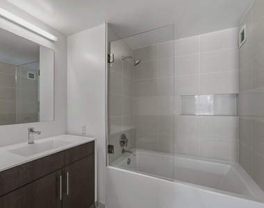 8500 W Sunset Boulevard - Photo Thumbnail 14