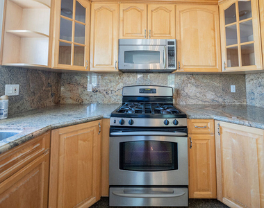666 W Doran Street - Photo Thumbnail 17