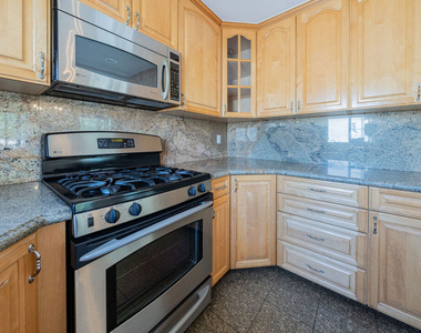 666 W Doran Street - Photo Thumbnail 18