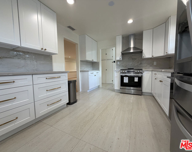 6832 Beckett Street - Photo Thumbnail 30