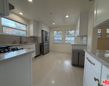 6832 Beckett Street - Photo Thumbnail 25