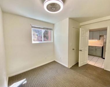 2966 E St - Photo Thumbnail 10