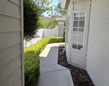 5645 Tanner Ridge Avenue - Photo Thumbnail 33