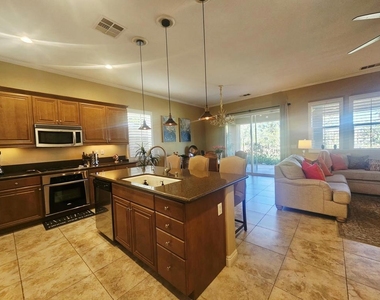 77370 New Mexico Drive - Photo Thumbnail 11