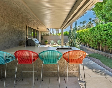 77 Colgate Drive - Photo Thumbnail 12