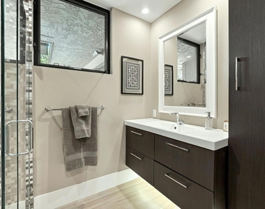 77 Colgate Drive - Photo Thumbnail 9