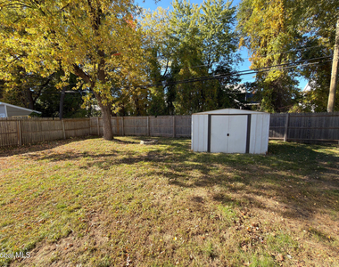 29 Sherwood Drive - Photo Thumbnail 23