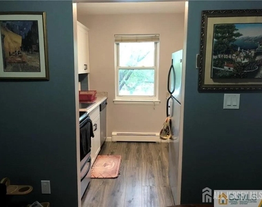 289 Main Street - Photo Thumbnail 6
