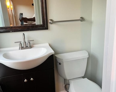 14351 Newbern Loop - Photo Thumbnail 9