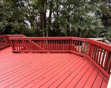 14904 Enterprise Lane - Photo Thumbnail 9