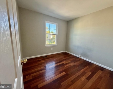 14904 Enterprise Lane - Photo Thumbnail 29