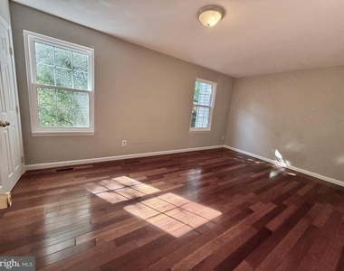 14904 Enterprise Lane - Photo Thumbnail 28