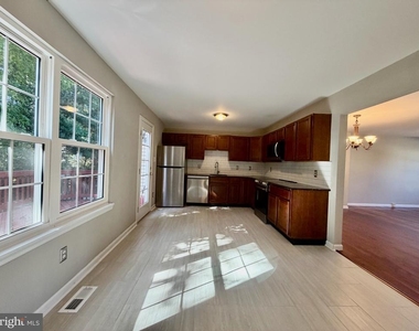 14904 Enterprise Lane - Photo Thumbnail 15
