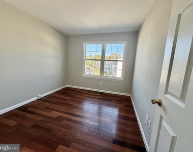 14904 Enterprise Lane - Photo Thumbnail 30