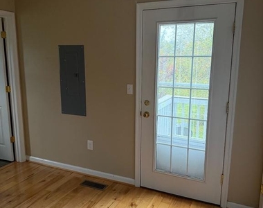 11082 Jones Mill Road - Photo Thumbnail 3