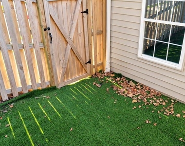 22963 Whitehall Terrace - Photo Thumbnail 13