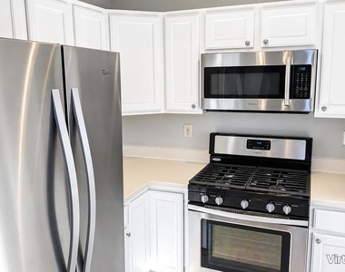 22963 Whitehall Terrace - Photo Thumbnail 3