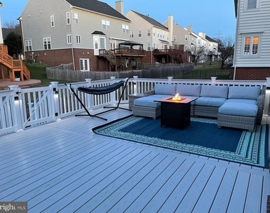 46046 Earle Wallace Circle - Photo Thumbnail 8