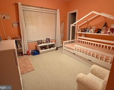 46046 Earle Wallace Circle - Photo Thumbnail 18