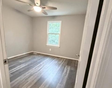 14934 Lady Madonna Court - Photo Thumbnail 10