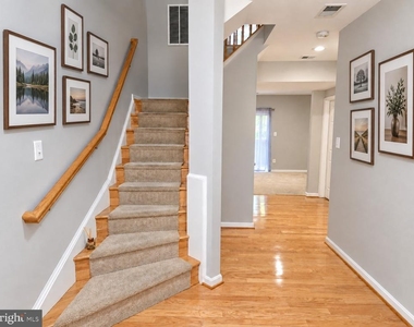 4714 Caronia Way - Photo Thumbnail 6