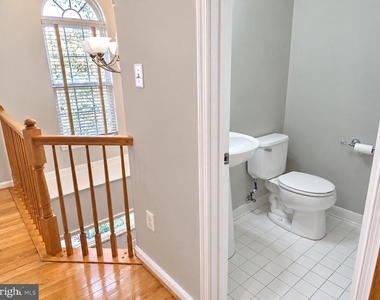 4714 Caronia Way - Photo Thumbnail 21