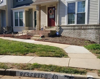 6597 Medinah Lane - Photo Thumbnail 4