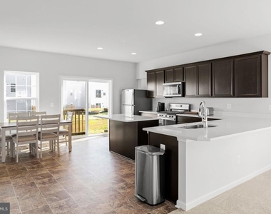 131 Jewel Box Drive - Photo Thumbnail 11