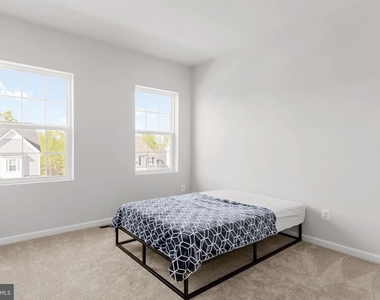 131 Jewel Box Drive - Photo Thumbnail 21