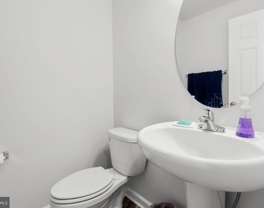 131 Jewel Box Drive - Photo Thumbnail 12
