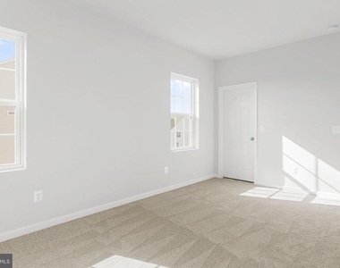 131 Jewel Box Drive - Photo Thumbnail 17