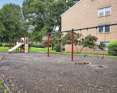 9453 Fairfax Boulevard - Photo Thumbnail 20