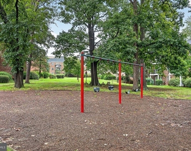 9453 Fairfax Boulevard - Photo Thumbnail 19