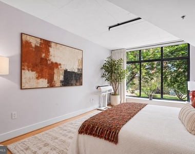 520 John Carlyle Street - Photo Thumbnail 19