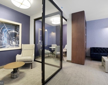 635 Slaters Lane - Photo Thumbnail 38