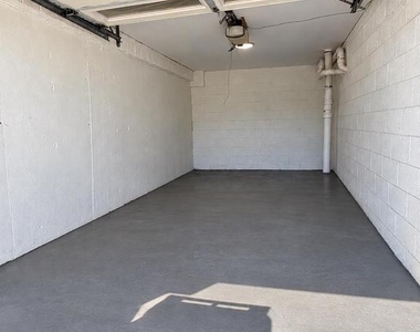 1556 Birchwood Avenue - Photo Thumbnail 23