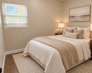 1556 Birchwood Avenue - Photo Thumbnail 12