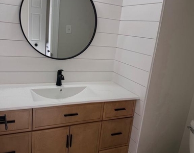 74 Kirkwood Drive - Photo Thumbnail 13