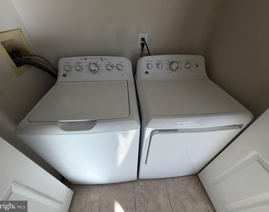 74 Kirkwood Drive - Photo Thumbnail 16
